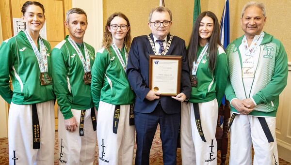 Mayor of Waterford City &amp; County Cllr Seamus Ryan with Paula O'Gorman, Stephen McGrath, Robyn McGrath, Lia McGrath and Keith Furnell. Photo: Joe Evans