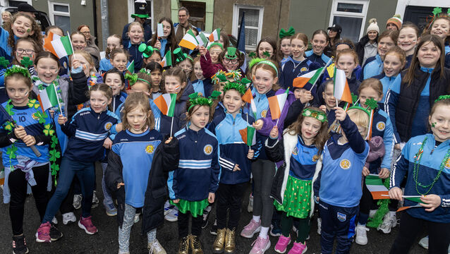 <p> Gailltír Camogie Club at the St. Patrick's Day Parade in Waterford city. 	All Photos: Joe Evans</p>