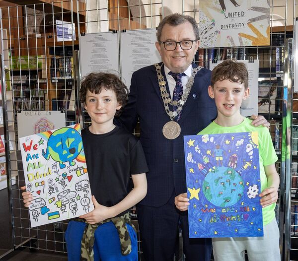Mayor Seamus Ryan with Eli and Shane, Christ Church NS, winners in the 3rd-4th class. All Photos: Joe Evans Mayor Seamus Ryan with Eli and Shane, Christ Church NS, winners in the 3rd-4th class. All Photos: Joe Evans