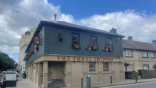 <p>The Three Shippes, Williams St.</p>