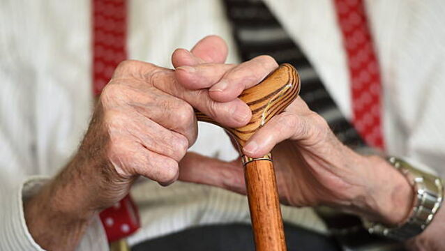Exceptional efforts see terminal patient flown home to reunite with wife before death