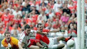 Cian McPhillips breaks Irish record and comes fourth in 800m final