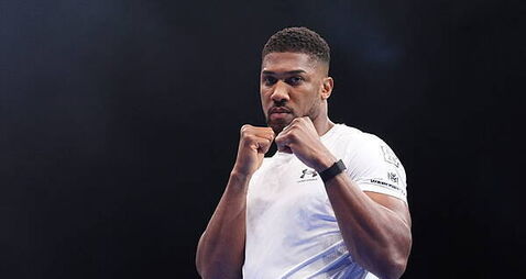 Anthony Joshua on track to fight Tyson Fury in November – Eddie Hearn