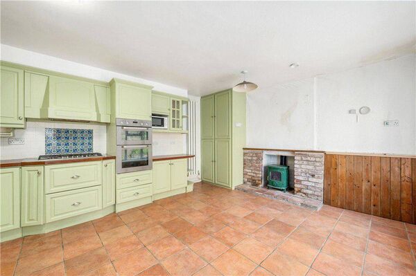 Mountain View, Chapel Place, Lismore, Co. Waterford