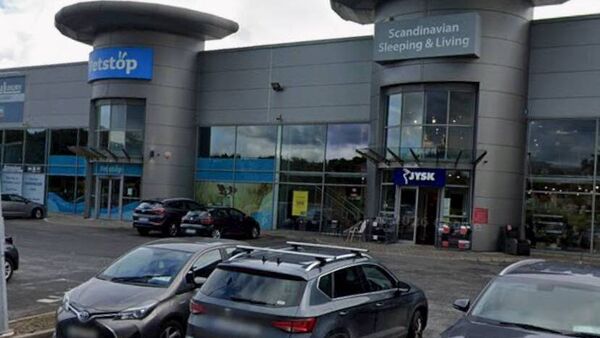 Car park in Waterford being used as ‘viewing point’ for boy racers