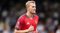 Manchester United’s Matthijs de Ligt steps up rehabilitation from back injury