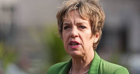 People ‘grappling with suicidal thoughts’ over eviction, Dáil told