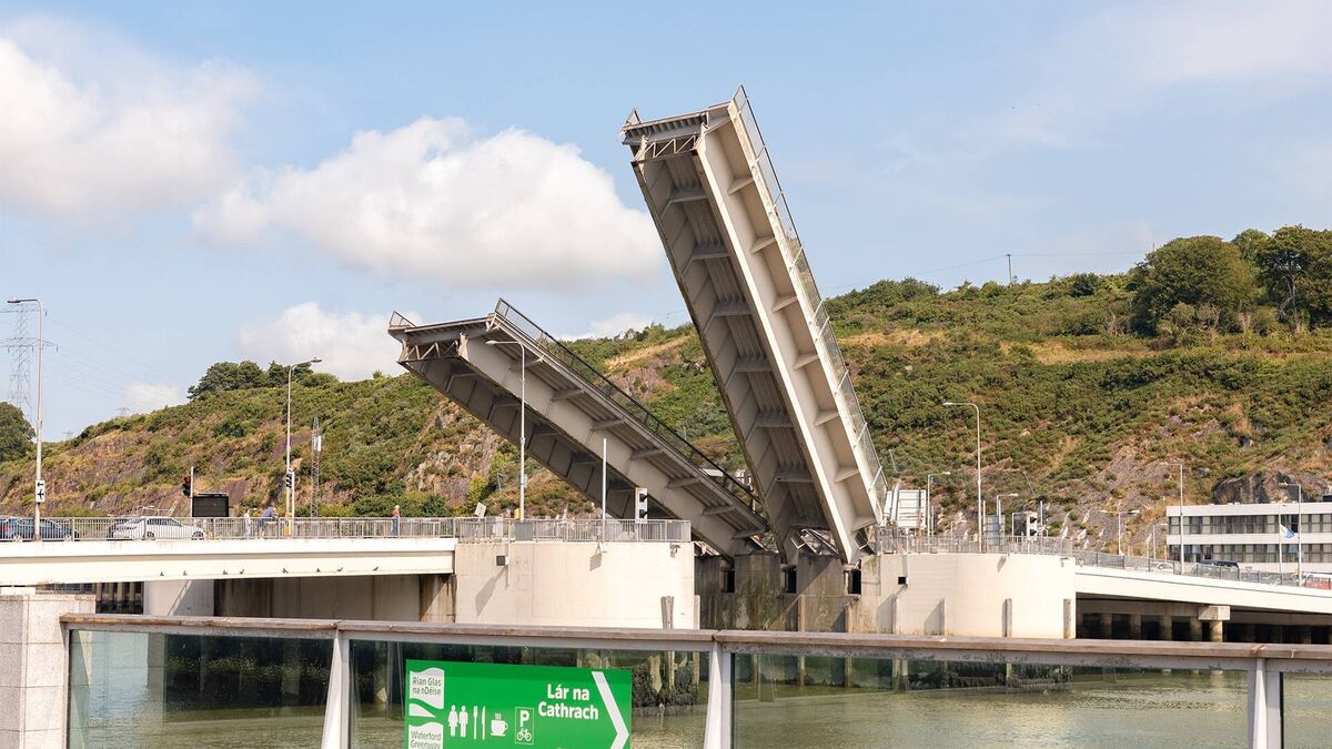 WATCH: Bridge lift to take place tomorrow morning in Waterford