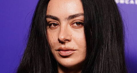 Charli XCX releases B-side to her latest single
