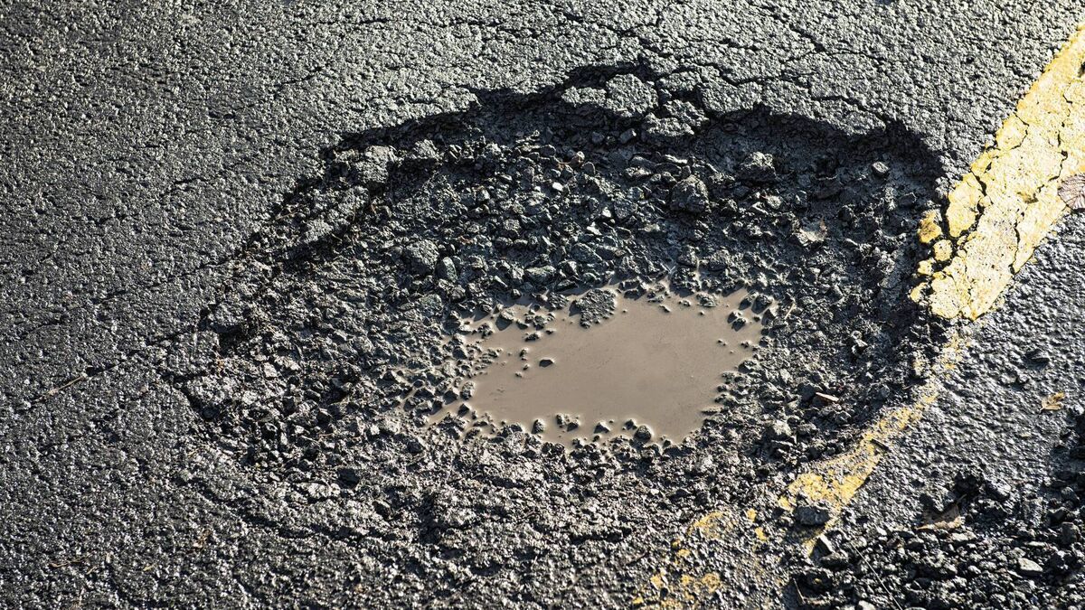 Nearly €2 million worth of defects on N25 and N72 roads, says Council