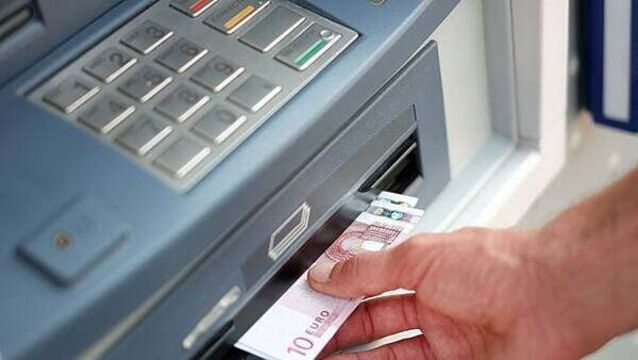 Gardaí seek public’s help after woman lost €8k after giving bank cards to 'fake' employee