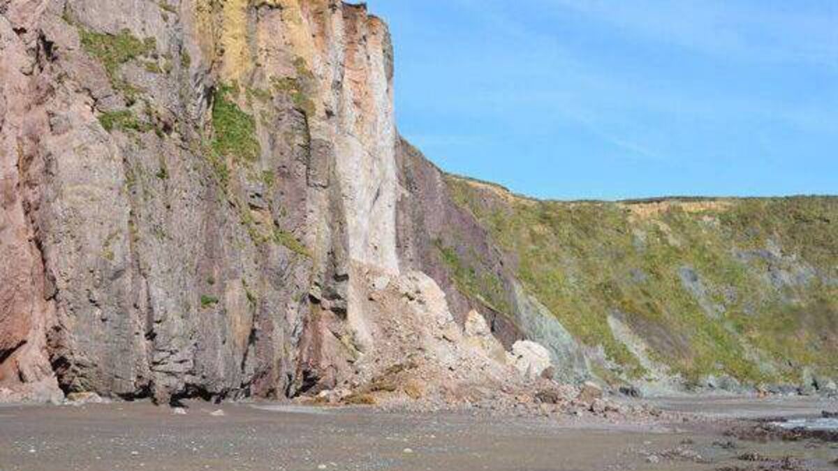 Significant landslides on Copper Coast being monitored