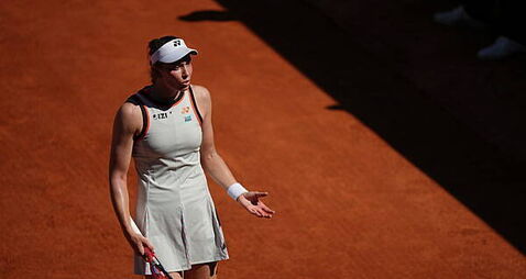 Elena Rybakina knocked out in French Open upset