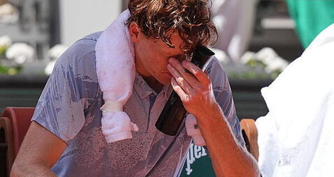 Jannik Sinner suffers stunning French Open exit as heat takes toll