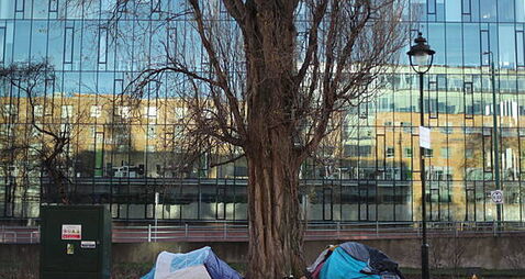 Total of 17,548 people in emergency accommodation in April, including 5,604 children