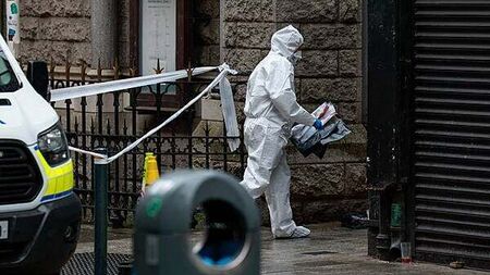 Area around Grafton Street remains sealed off after man (21) dies following fatal stabbing