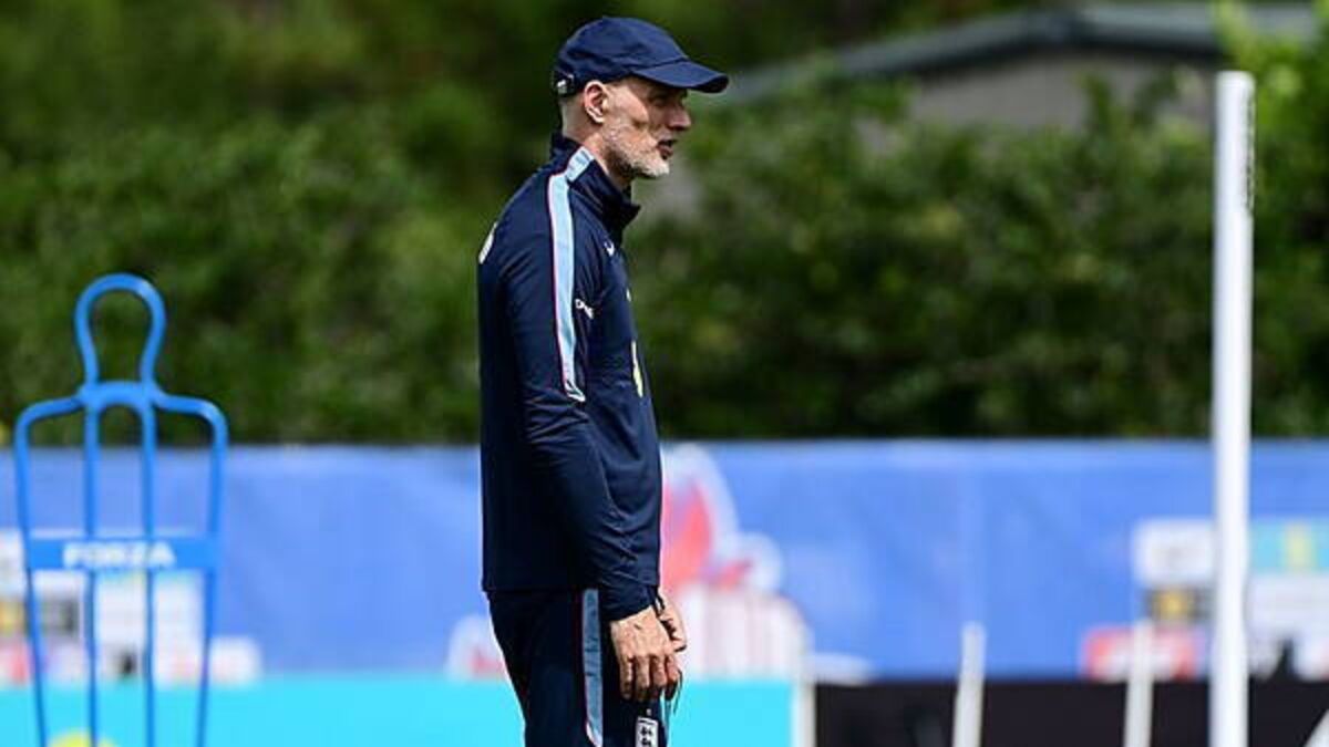 England begin World Cup preparations with first training session in USA