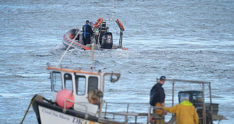 Man’s body recovered in search after boat sinks in Carlingford Lough