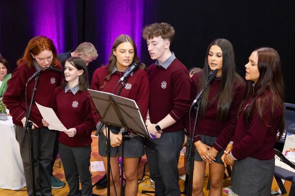 Jessica McGrath, Leah Rose Butler, Caoimhe O_Reilly, Spencer Bowman, Jennie Calnan and Aine Fitzgerald Jessica McGrath, Leah Rose Butler, Caoimhe O_Reilly, Spencer Bowman, Jennie Calnan and Aine Fitzgerald