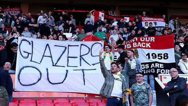 Glazer family members studying Manchester United stake sale - report