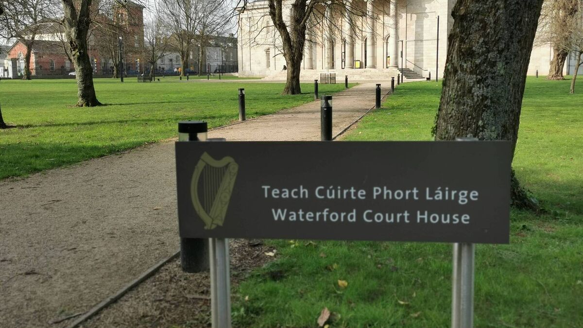 Man with 151 previous convictions is back in court for intoxication at UHW 
