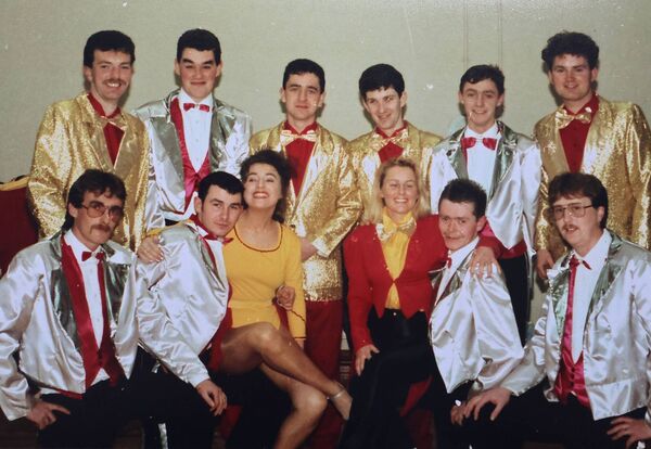 Port & Docks Variety Show cast from the Welcome to the Theatre scene from the Waterford 1992 John Player Tops. Port & Docks Variety Show cast from the Welcome to the Theatre scene from the Waterford 1992 John Player Tops.