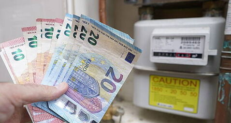 More than half a million households in Ireland in energy arrears, Dáil told