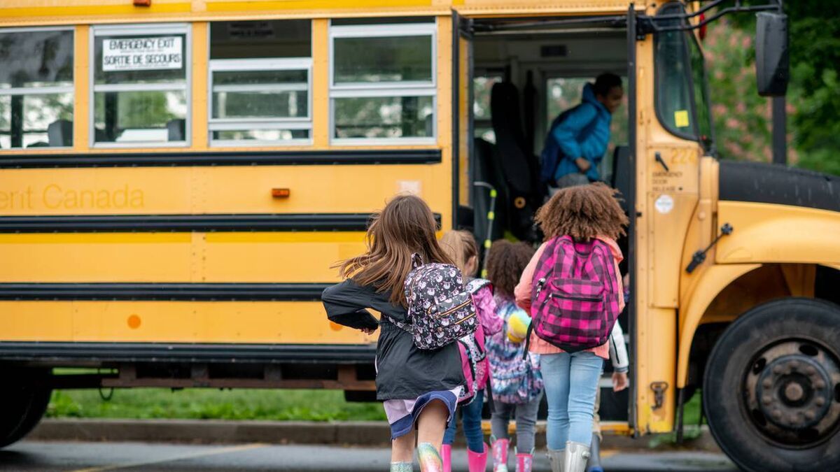 29 secondary school students didn’t get a place on a bus service despite paying on time