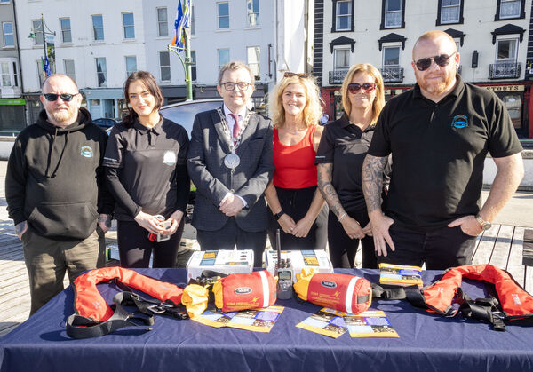 Mayor of Waterford City & County Cllr Seamus Ryan with members of Re-A-Suir, at the Plaza for Friends of the River Suir, Summer Solstice Celebration. Photo: Joe Evans Mayor of Waterford City & County Cllr Seamus Ryan with members of Re-A-Suir, at the Plaza for Friends of the River Suir, Summer Solstice Celebration. Photo: Joe Evans
