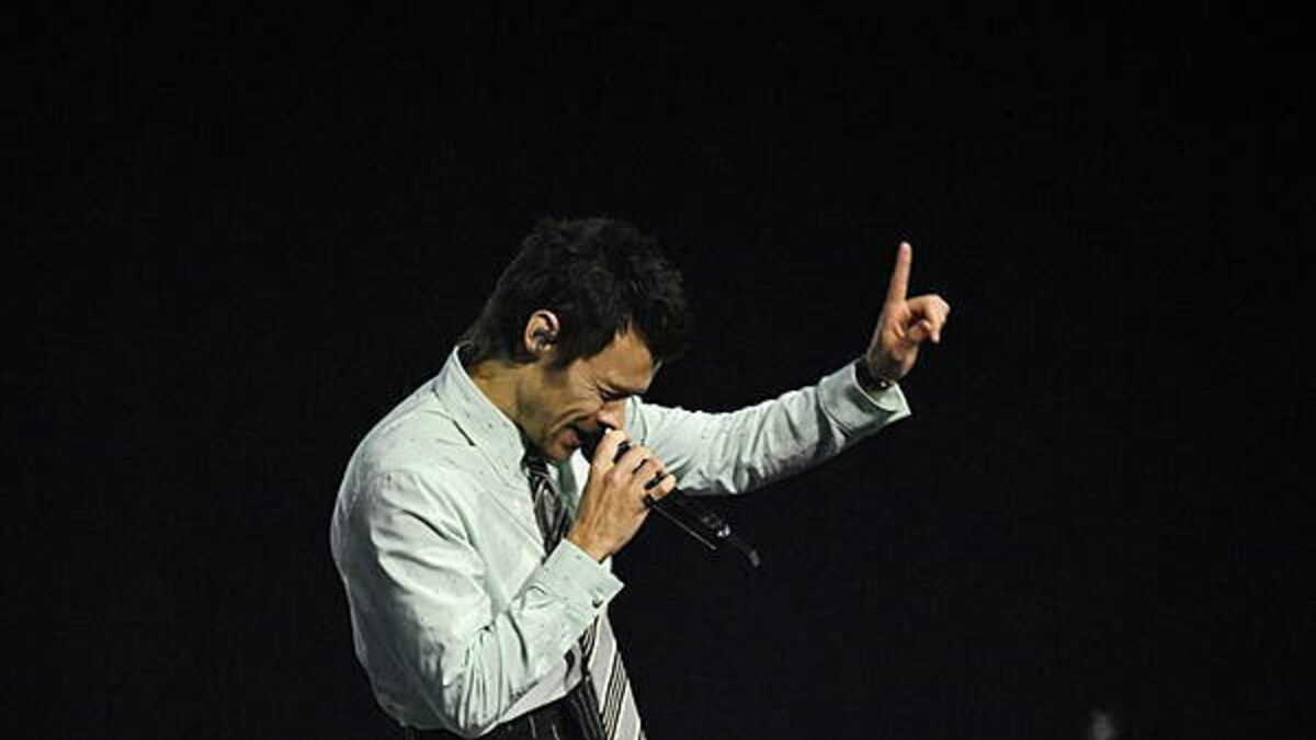 Harry Styles’ mother expresses pride after his record-breaking Wembley run