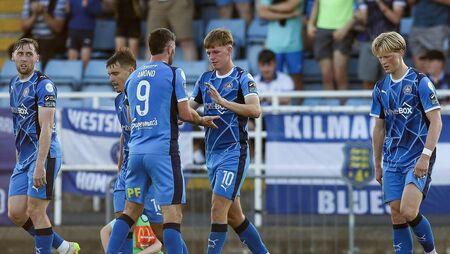 Blues denied a vital victory by a last gasp dramatic penalty