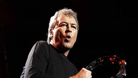 Deep Purple frontman Ian Gillan to share tales from his career in talk tour