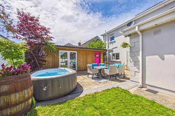 Hollymount, an exclusive development of just 14 detached homes off the Williamstown Road Hollymount, an exclusive development of just 14 detached homes off the Williamstown Road