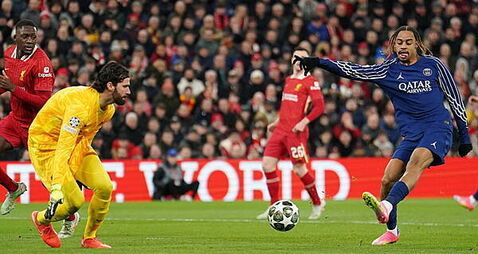 Liverpool ready to begin negotiations with PSG over move for Bradley Barcola