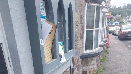 Dunmore East Residents weed out Ocean Hotel