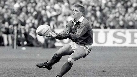 Former Ireland player Brian Smith dies aged 59