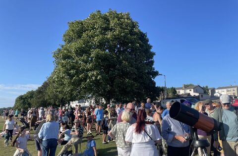 Watching the eclipse in Cleaboy