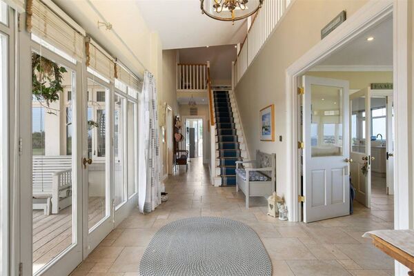 Upstairs, the principal suite is a true sanctuary. Upstairs, the principal suite is a true sanctuary.