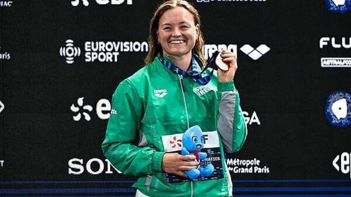 Mona McSharry claims bronze medal in 200m breaststroke final