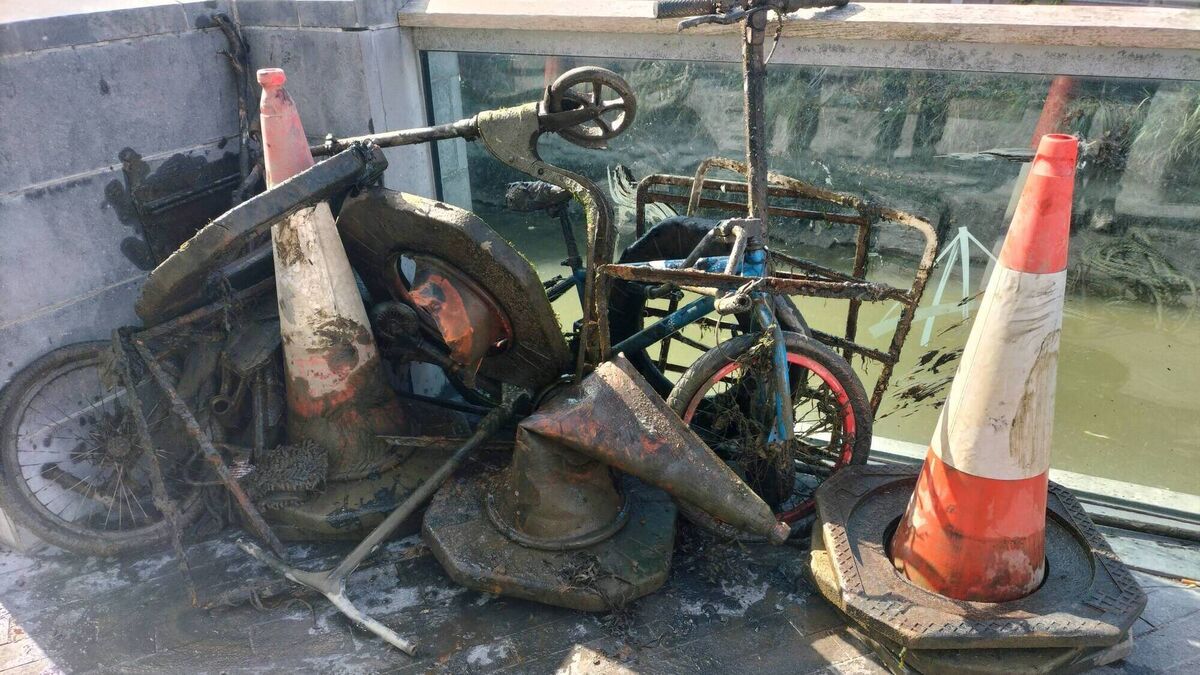 Bikes, trolleys, car batteries and more removed from river