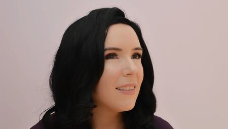 Fiona Ennis on her novel 'The Veil Thins'