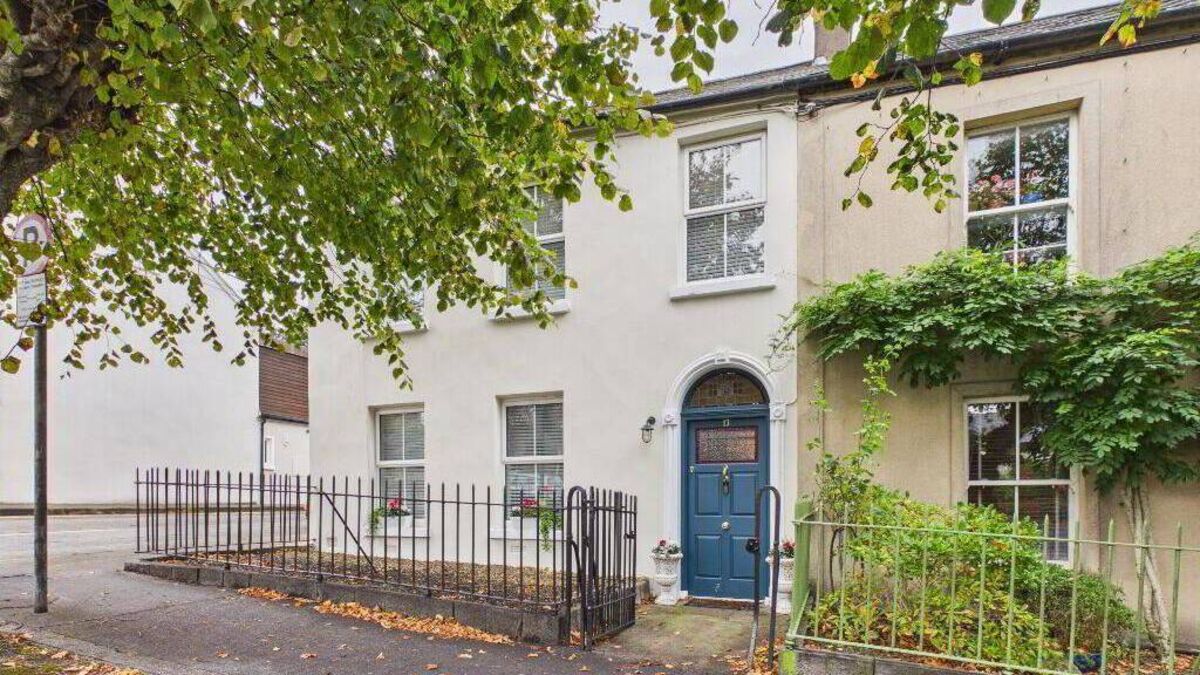 Waterford Property: Elegant period home close to city centre