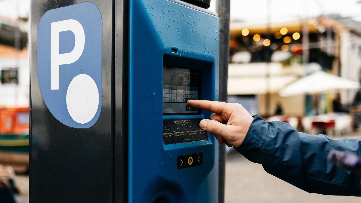 Council examining parking availability and cost in Waterford city